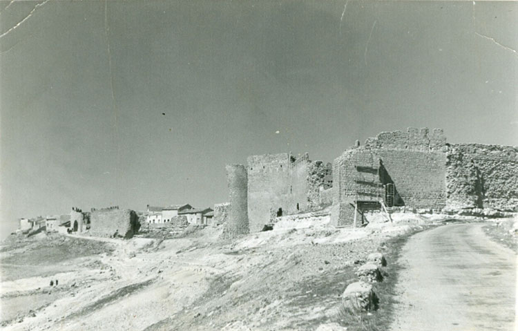 Muralla y castillo de Urueña