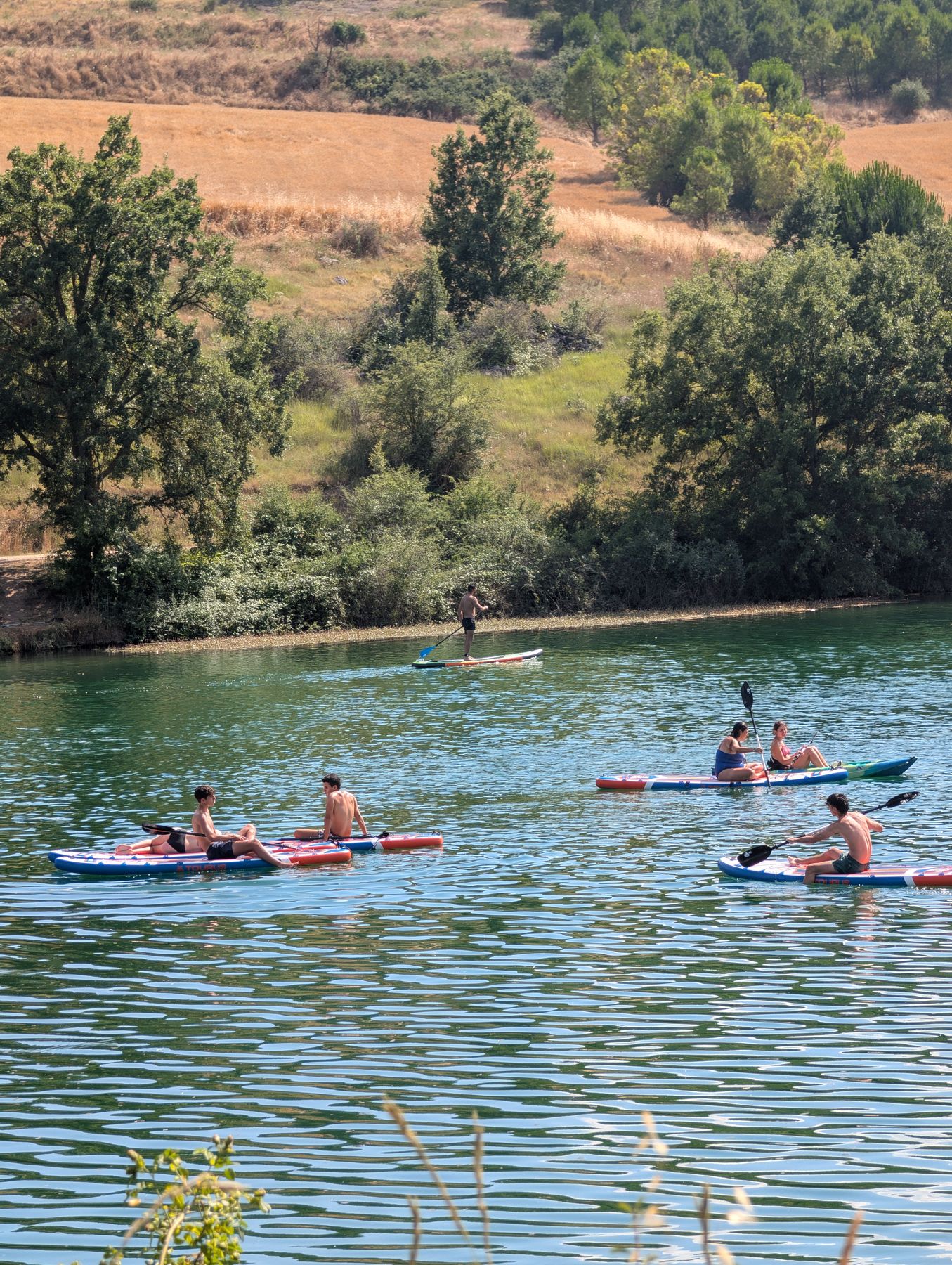 Paddle surf